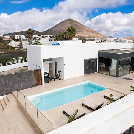 Villa Serenity Tías Extérieur photo